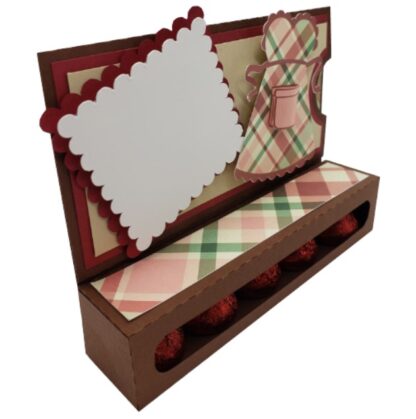 Fancy Apron Kisses Holder SVG - Image 5